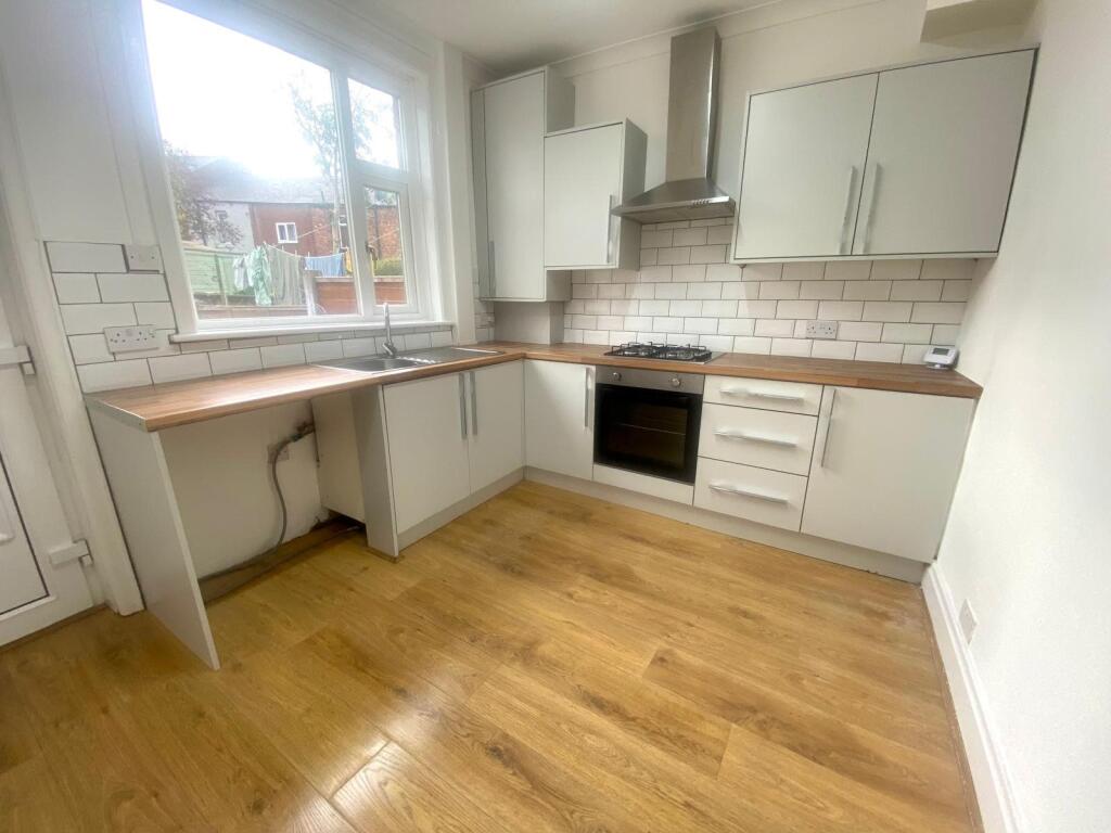 Kitchen (2)