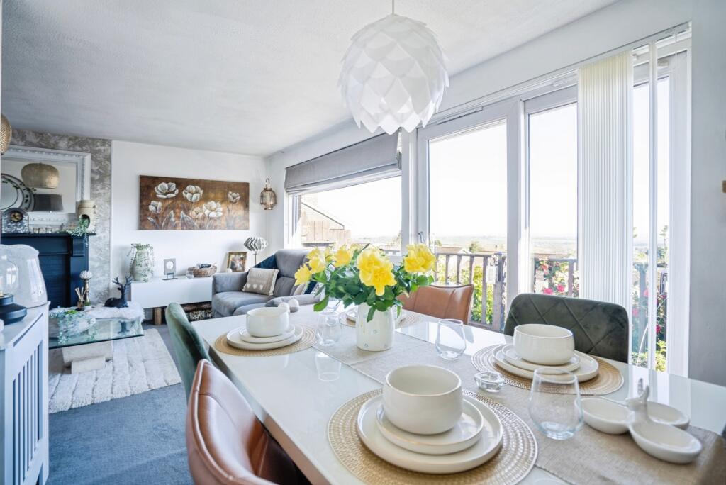 Living / Dining Room