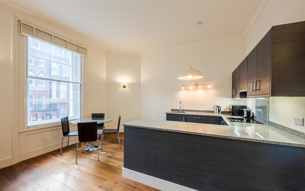 Old Brompton Road 4_176-9-2. Low Res.jpg