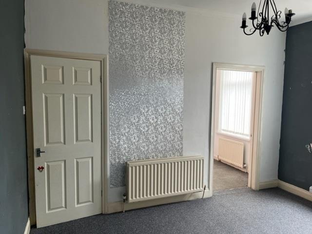 Livingroom3.jpg