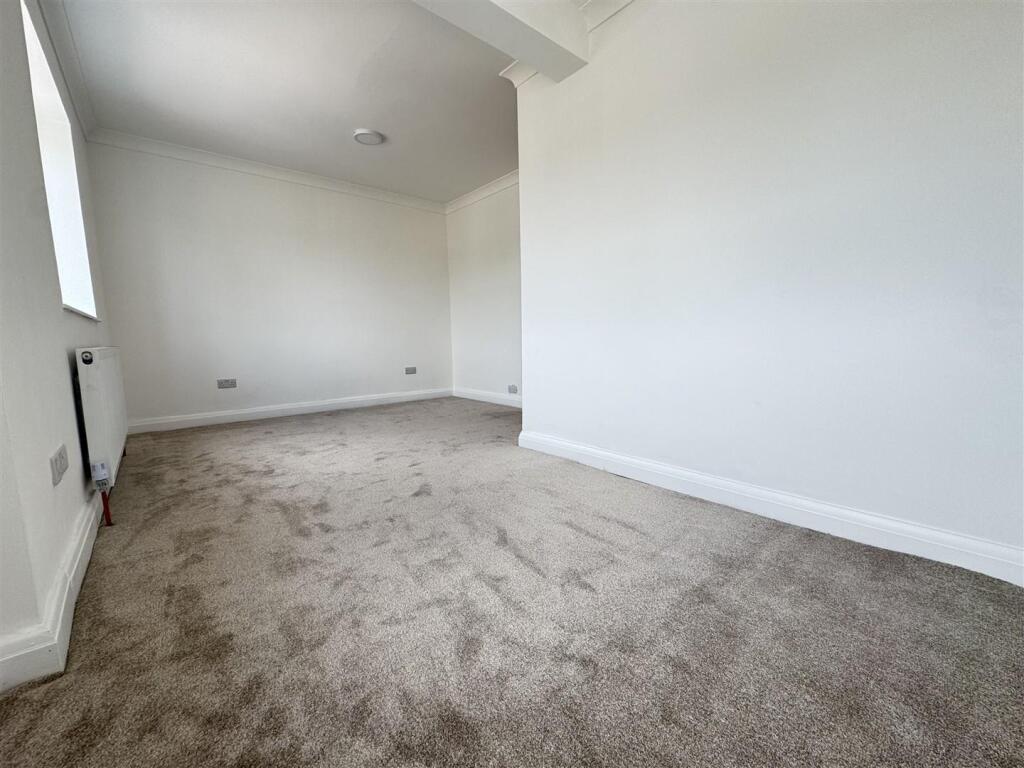 IMG_8605 (Large).JPG