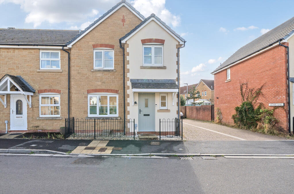 1348371-1-68b702c...