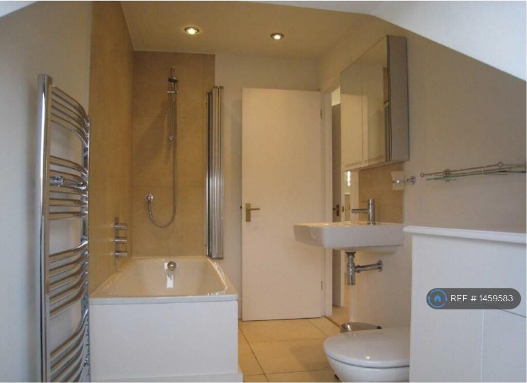 Ensuite Bathroom