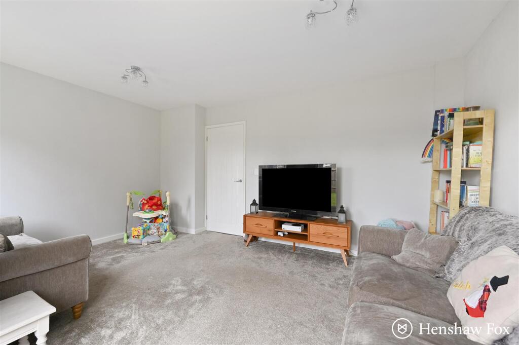 Ph4_5770292 - Copy.jpg