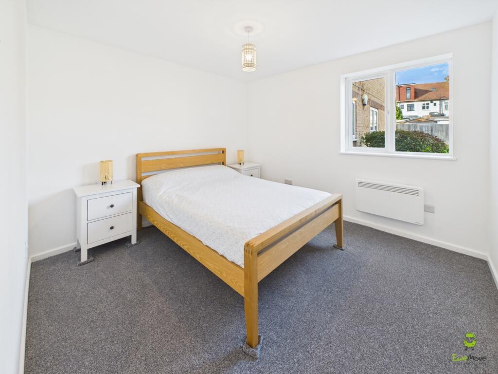 Presented by Clinton at EweMove Bexleyheath and Da