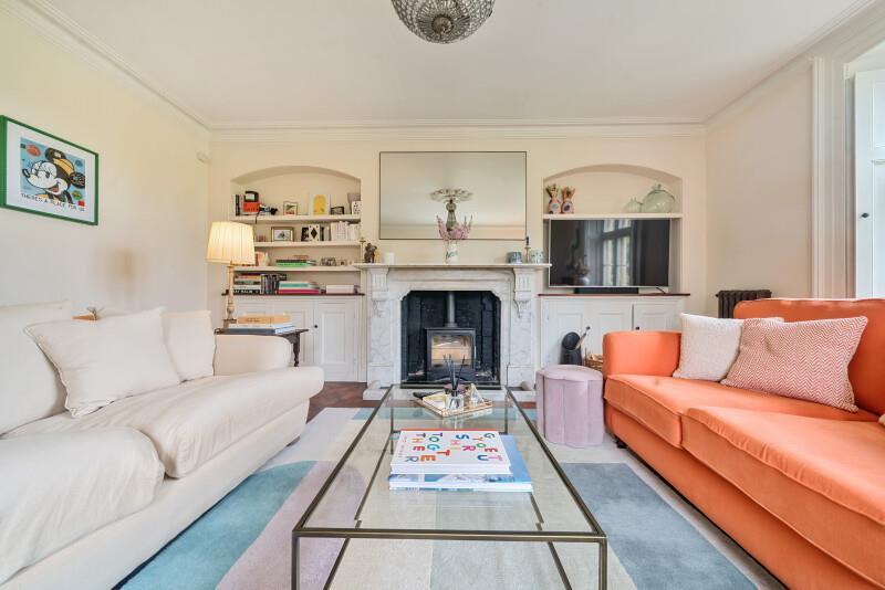 664716287492e-t-1124377 (20).jpg