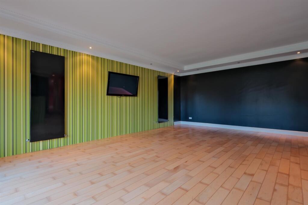 002-141 Mill Road Allanton, ML7 5DD.jpg