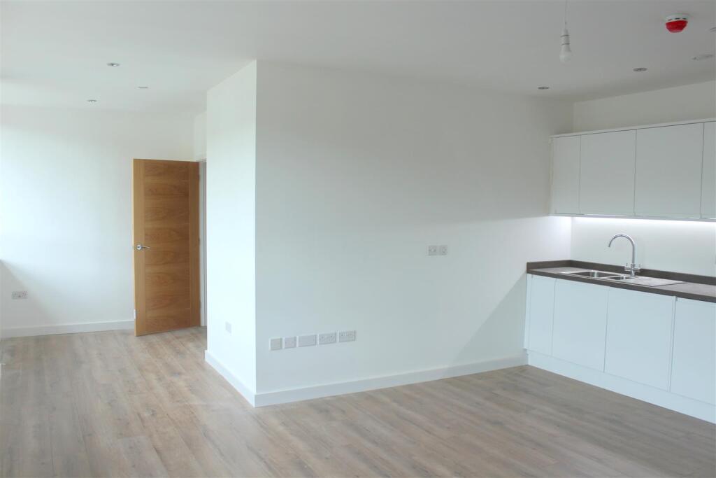 Flat 11 Porters House Lounge.JPG