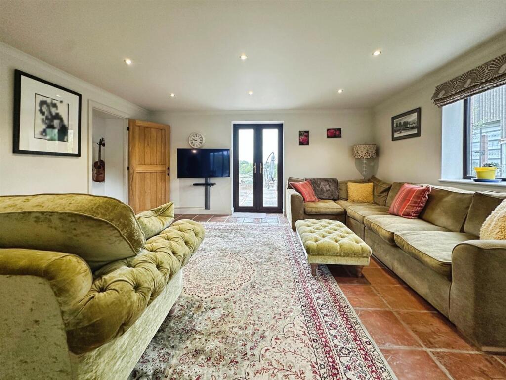 922f08ef--4FFF-8DB2-53680FF83213-26888-000007B202A