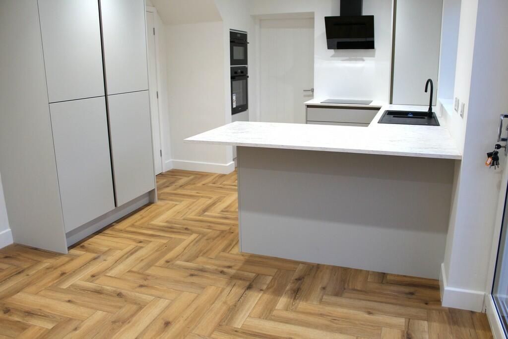 Kitchen/Dining