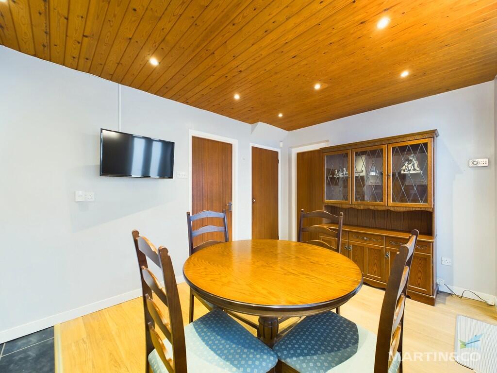 CAM03111G0-PR0256...