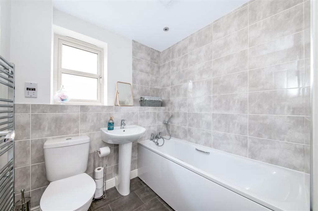 HOUSE BATHROOM