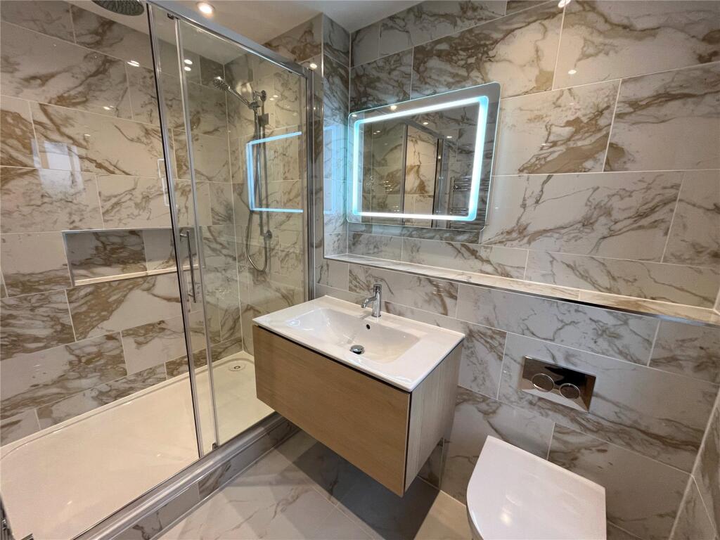 Ensuite Two