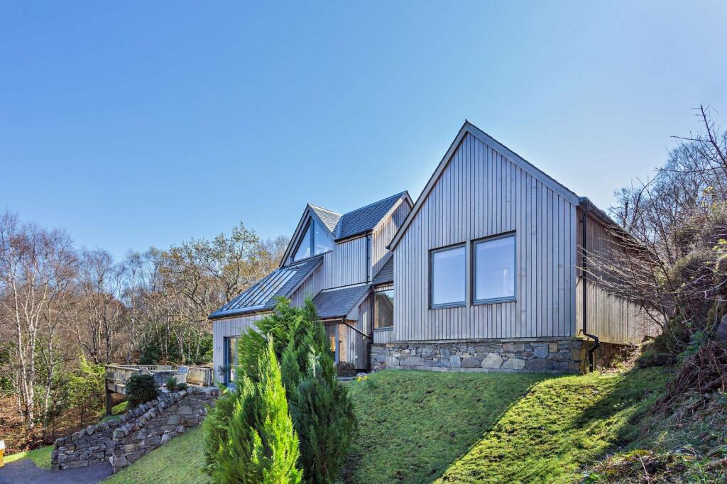 Morar Burn Lodge