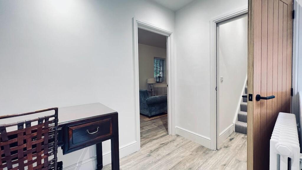 ENTRANCE HALLWAY