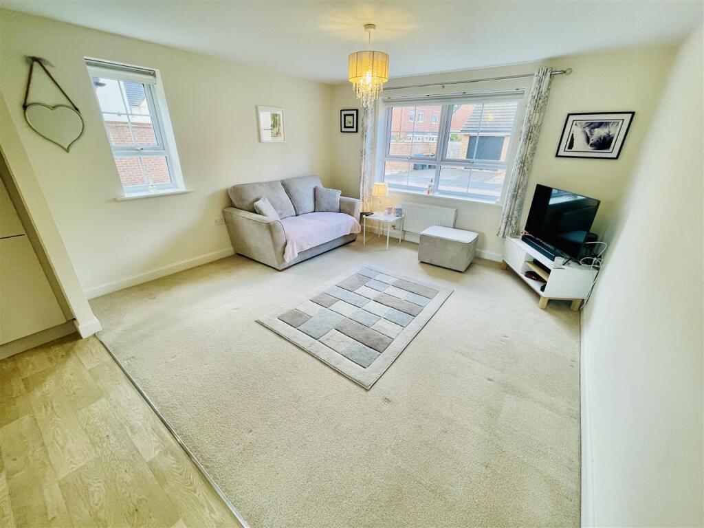 Open Plan Kitchen/Lounge/Dining Room
