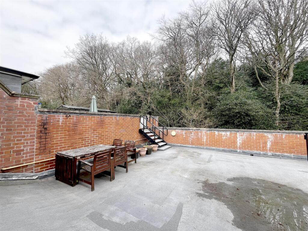 Roof Terrace.JPG