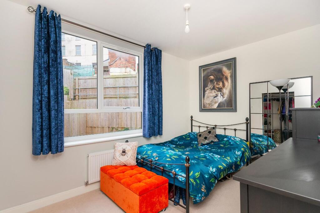 A11B1RTN - Bedroom D.jpg