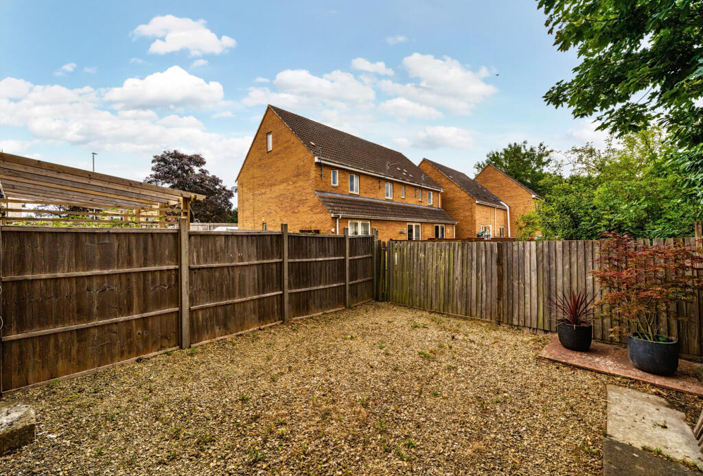 1319504-7-6863c9d...