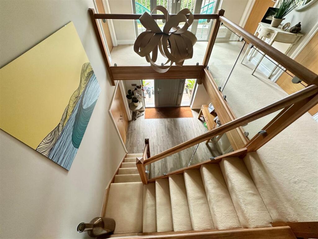 Staircase.jpg