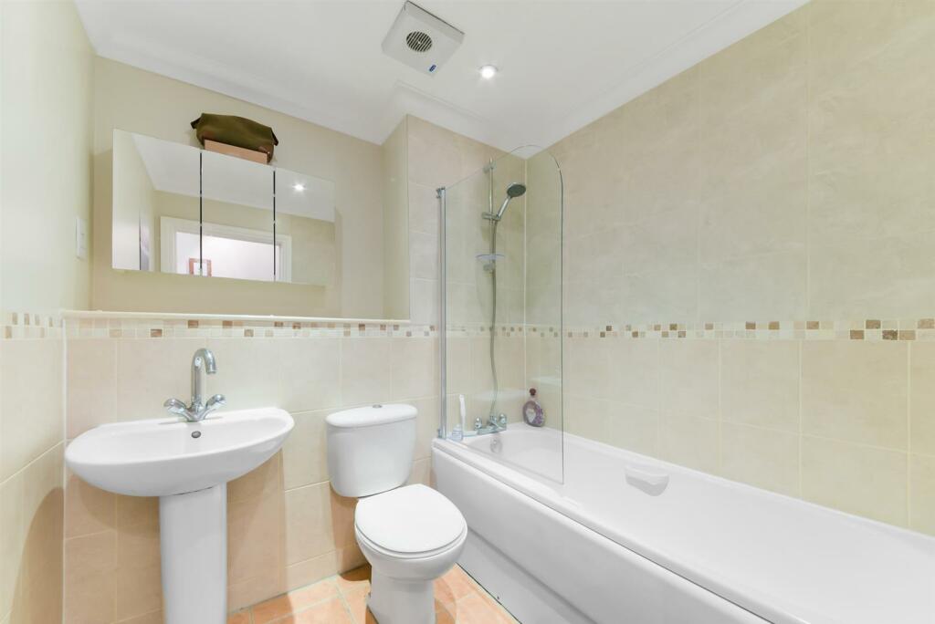 Main Bathroom