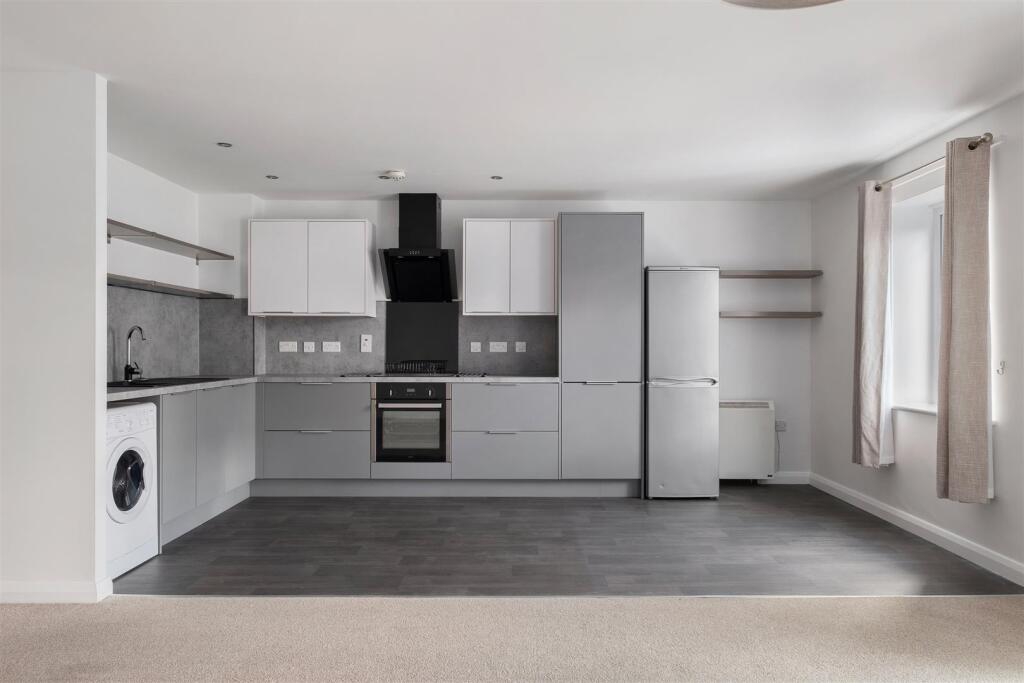 untitled (7 of 12).jpg