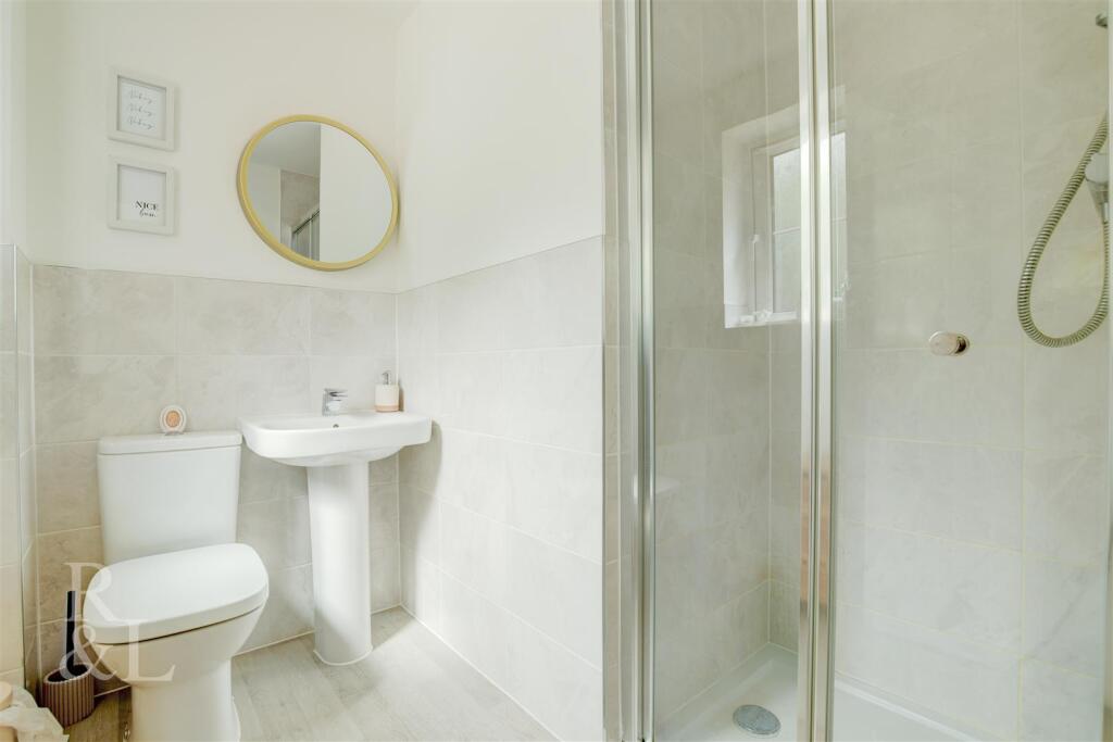 9 Ivatt Close (22).jpg