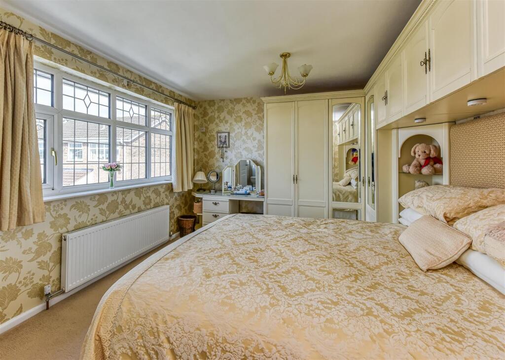 4 The Grange-Bedroom 1 (2).jpg