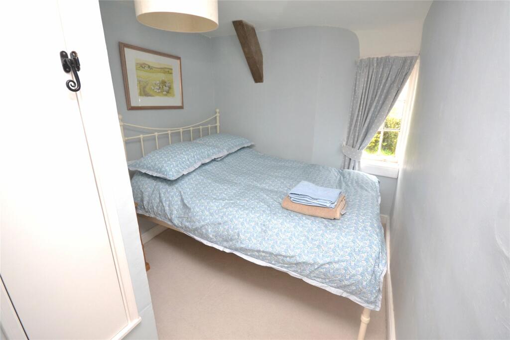 2nd Bedroom