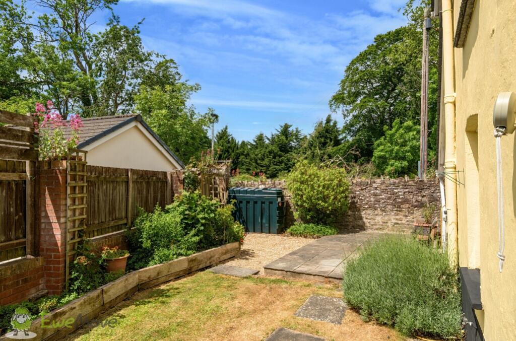 c648a19b-4027-4063-9614-7ec0b1605921