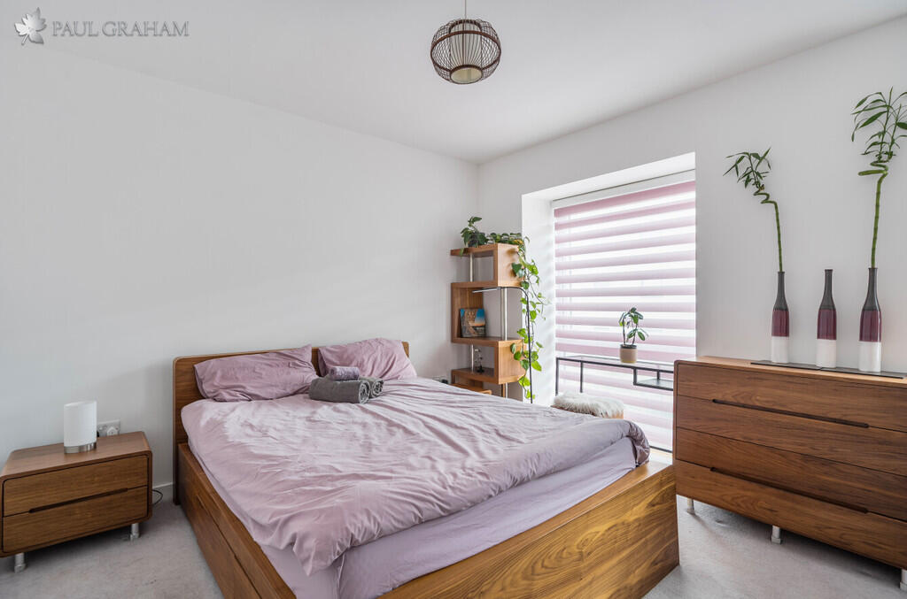 4857d978-c039-4a2...