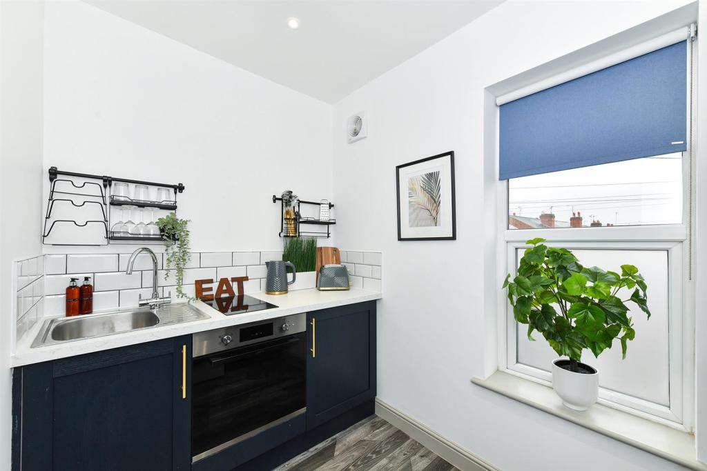 21crownst-38.jpg