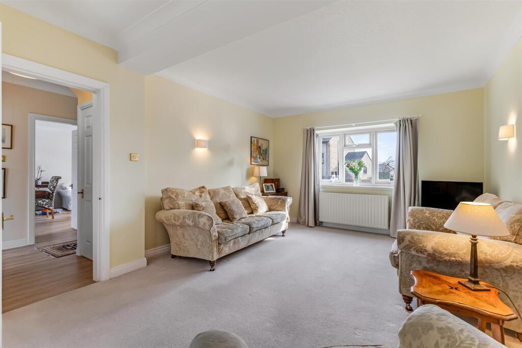Sitting Room 2.jpg