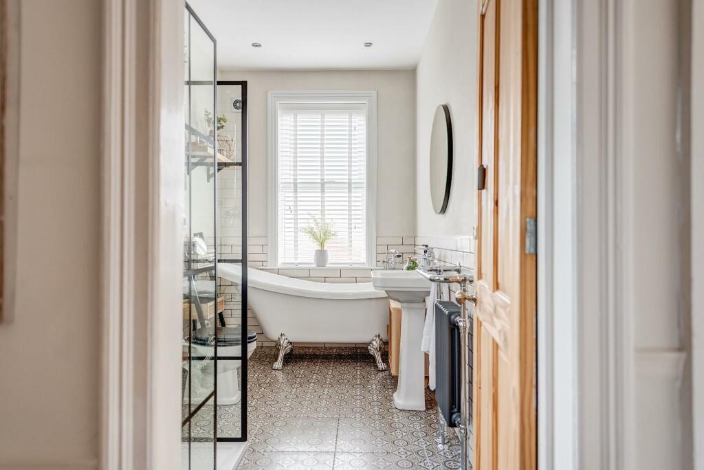 83TheWalk(InteriorNew)(18of33).jpg