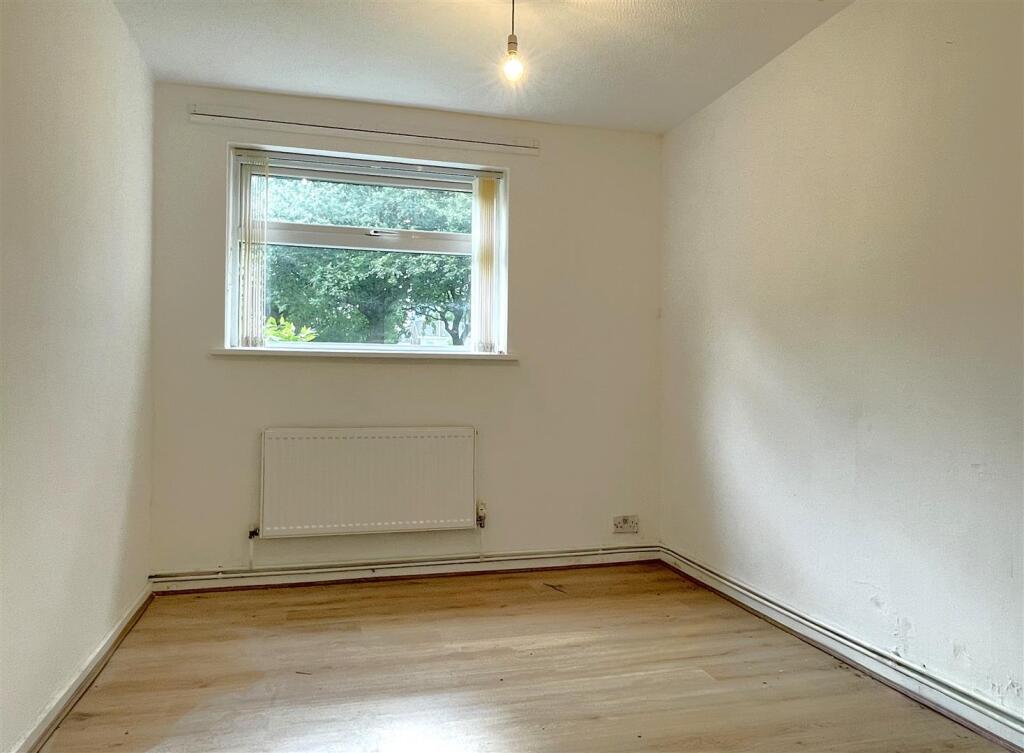 bed2.JPG