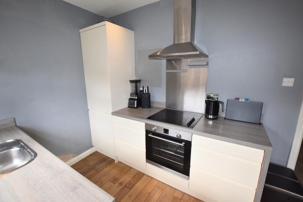 38 Mill Street kitchen