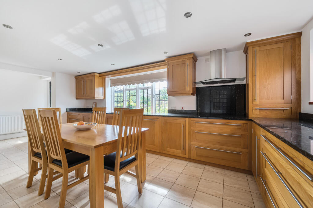 1316790-16-686429...