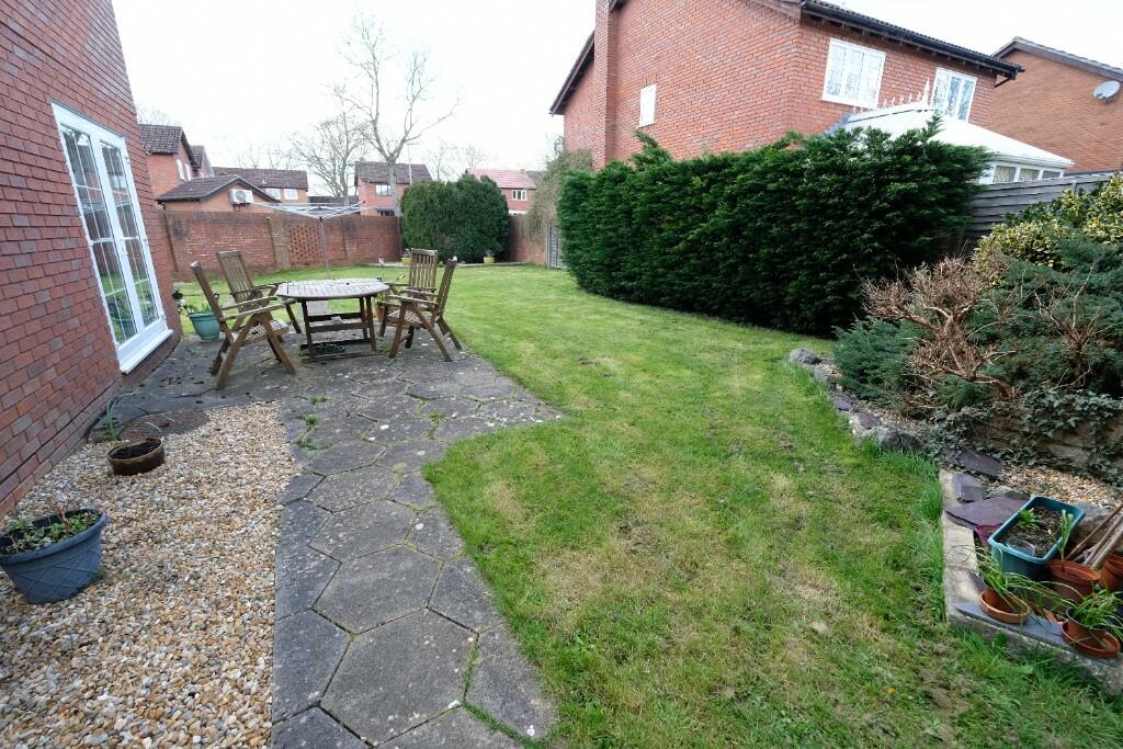 GARDEN 