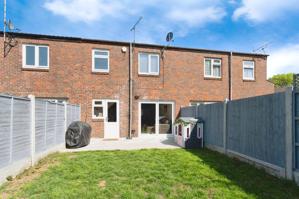 60rowenhalllaindonbasildonss156sf-23