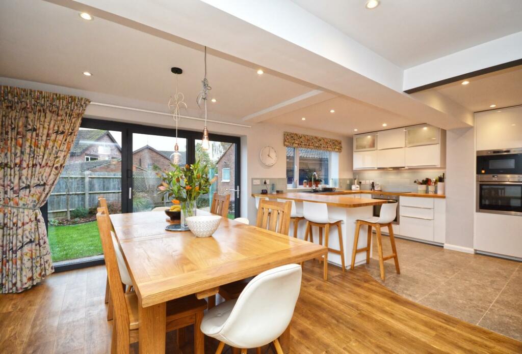 Open Plan Sitting/Dining Room