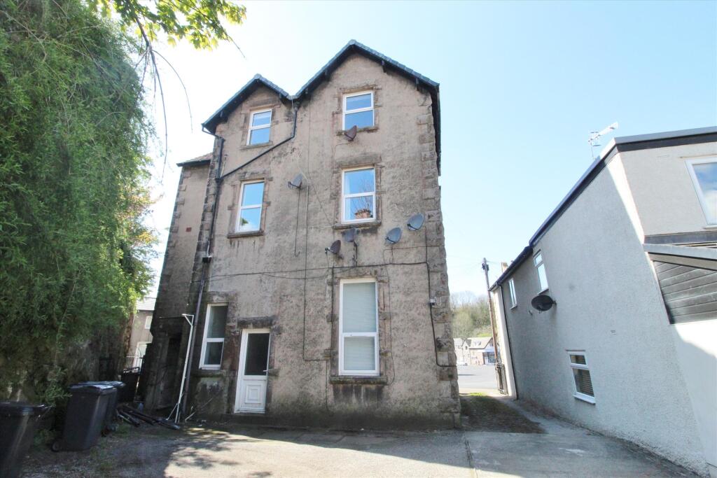 Rear Aspect Of Build