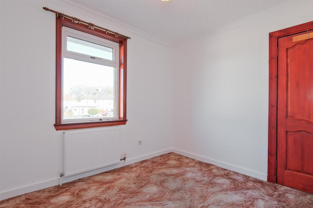 032-11 Hillhead Crescent Motherwell ML1 4AE.jpg