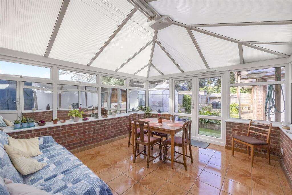 4.Conservatory.jpg