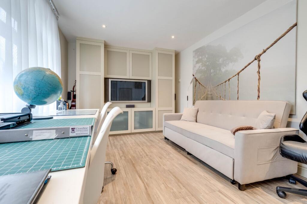 Front reception room