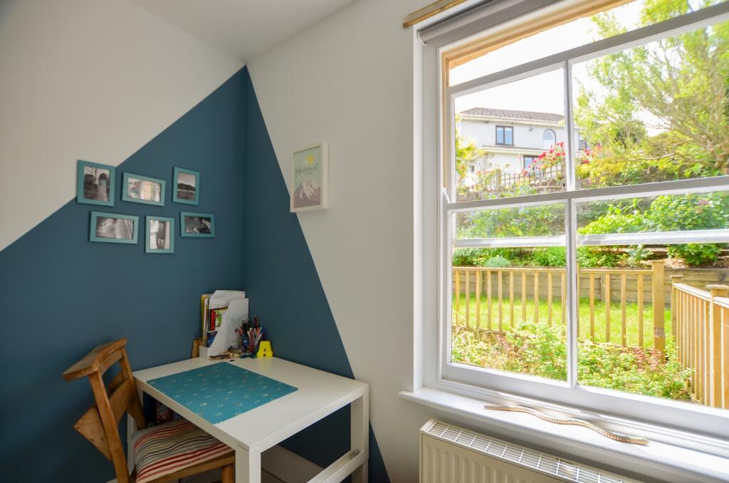 To Book A Viewing Call TPS Lostwithiel on 01208 87