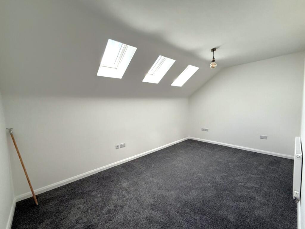 Bedroom 1 - third floor