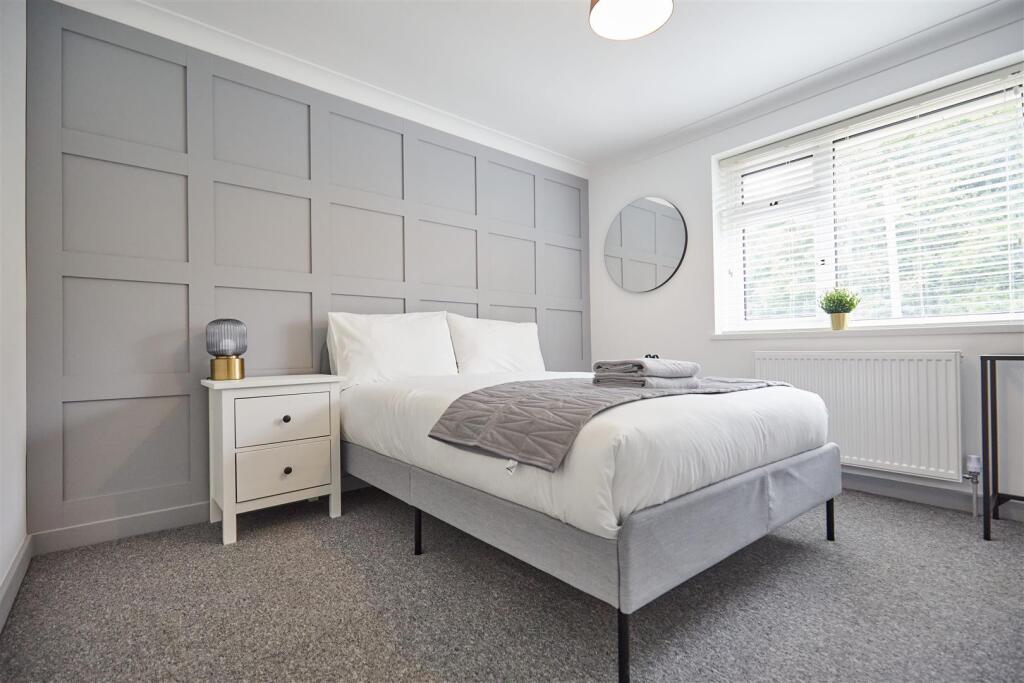 119 South Park Avenue 17.jpg
