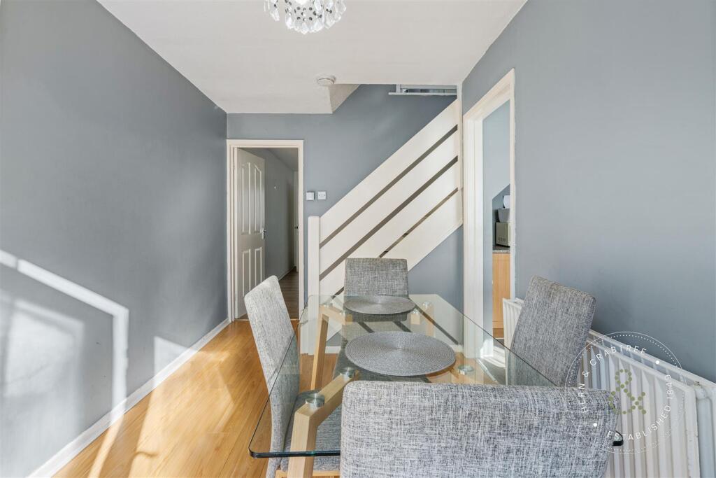 The Hawthorns (7).jpg