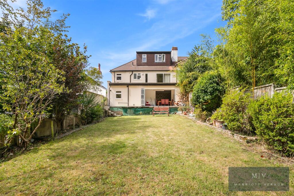 Ingham Road 27 MV-7.jpg