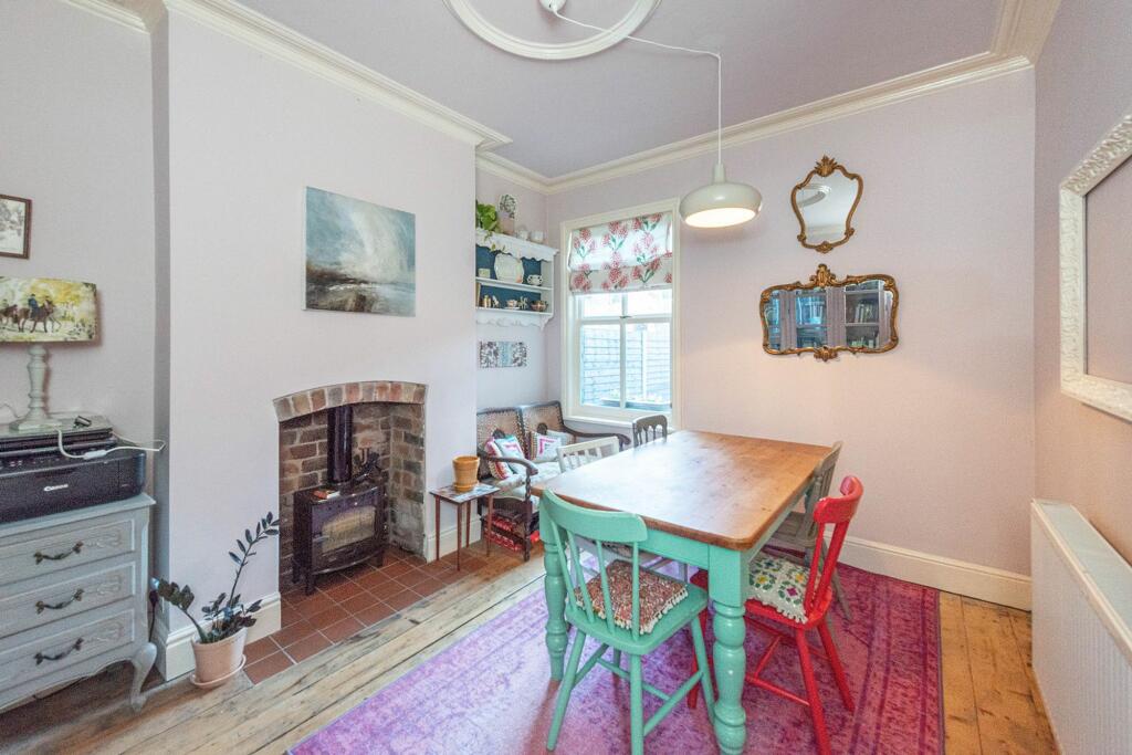 SITTING ROOM DINING ROOM AND KITCHEN